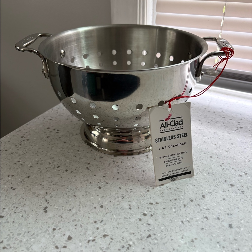 NWT All-Clad 3 quart Stainless Steel Colander